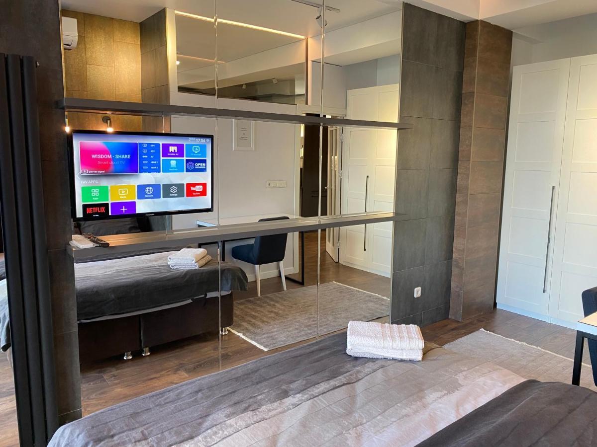 Rentnow Modern Lux Apartment In Centre Chişinău Extérieur photo