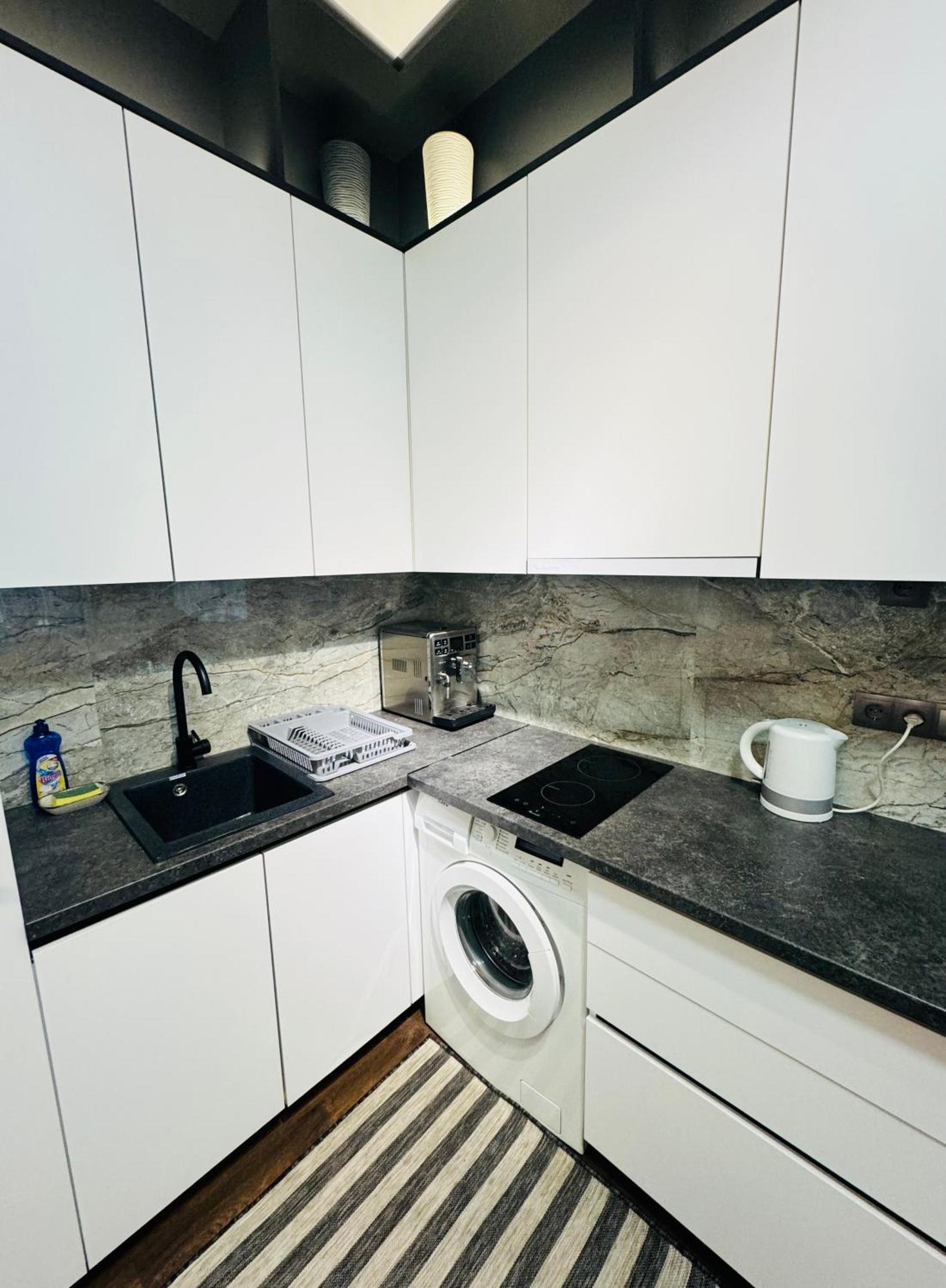 Rentnow Modern Lux Apartment In Centre Chişinău Extérieur photo