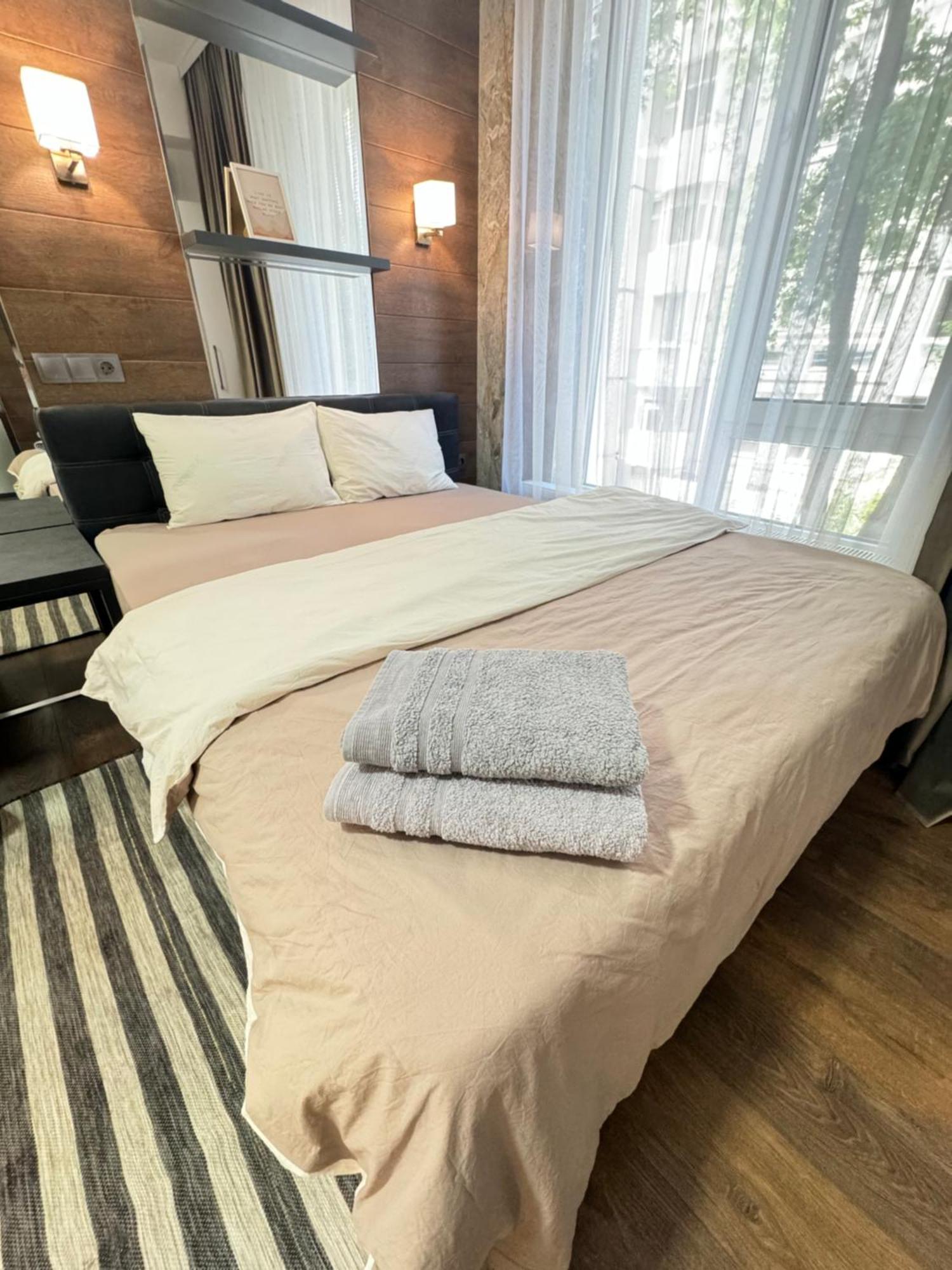 Rentnow Modern Lux Apartment In Centre Chişinău Extérieur photo